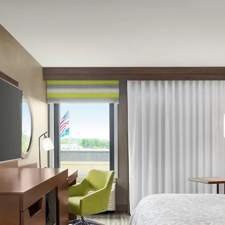 Hampton Inn Milwaukee Brookfield-3